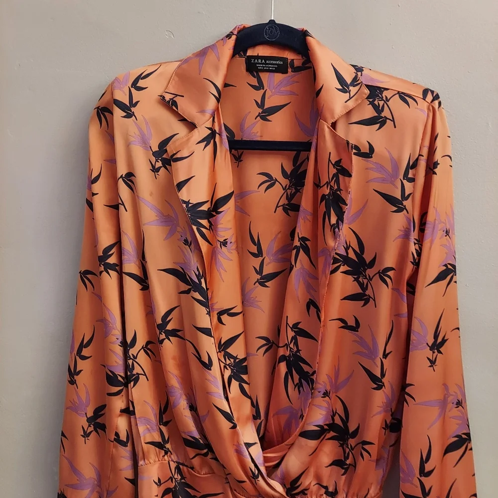 ZARA Orange Floral Long Sleeve Silky Feel Bodysuit M - Picture 4 of 16